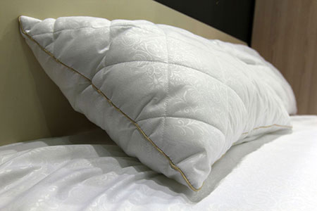 Подушка "Soft Plus" с кантом MatroLuxe (белая ткань)