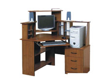 Компьютерный стол Дорис