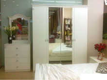 Шкаф четырехдверный Рената