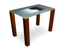 Стеклянный стол Противодействие