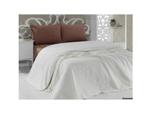 Покрывало Arya 200х240 кремовое Dama